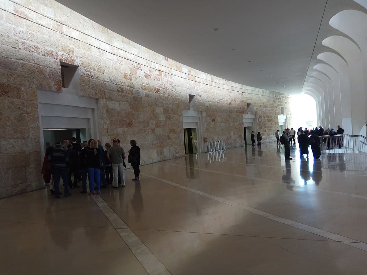 داخل مبنى المحكمة العليا الإسرائيلية في القدس